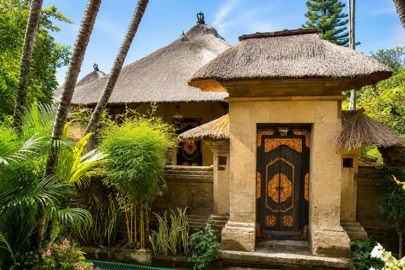 Deluxe Villa Entrance